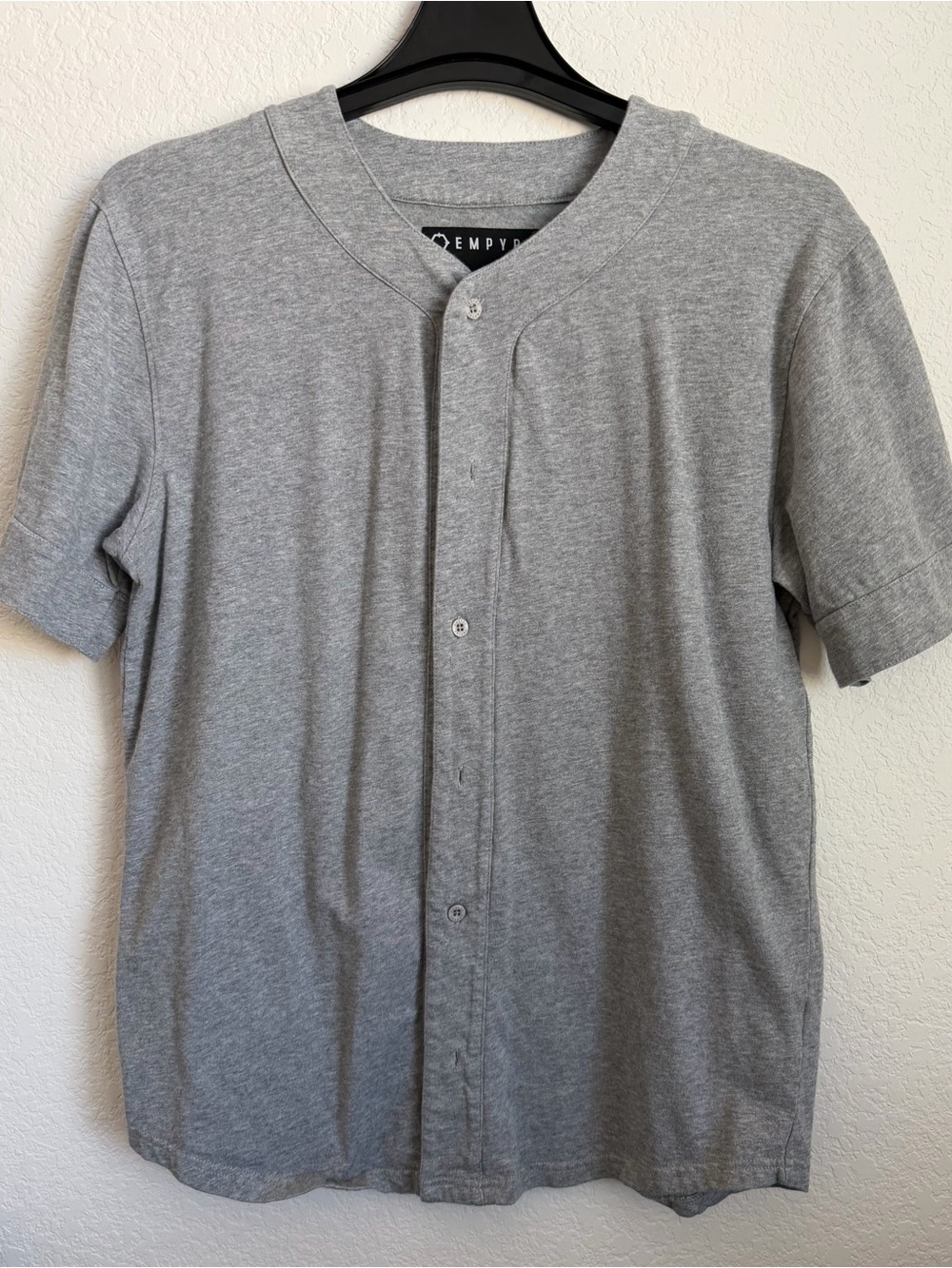 Empyre Men's Heather Gray Short-Sleeve Button Front Shirt